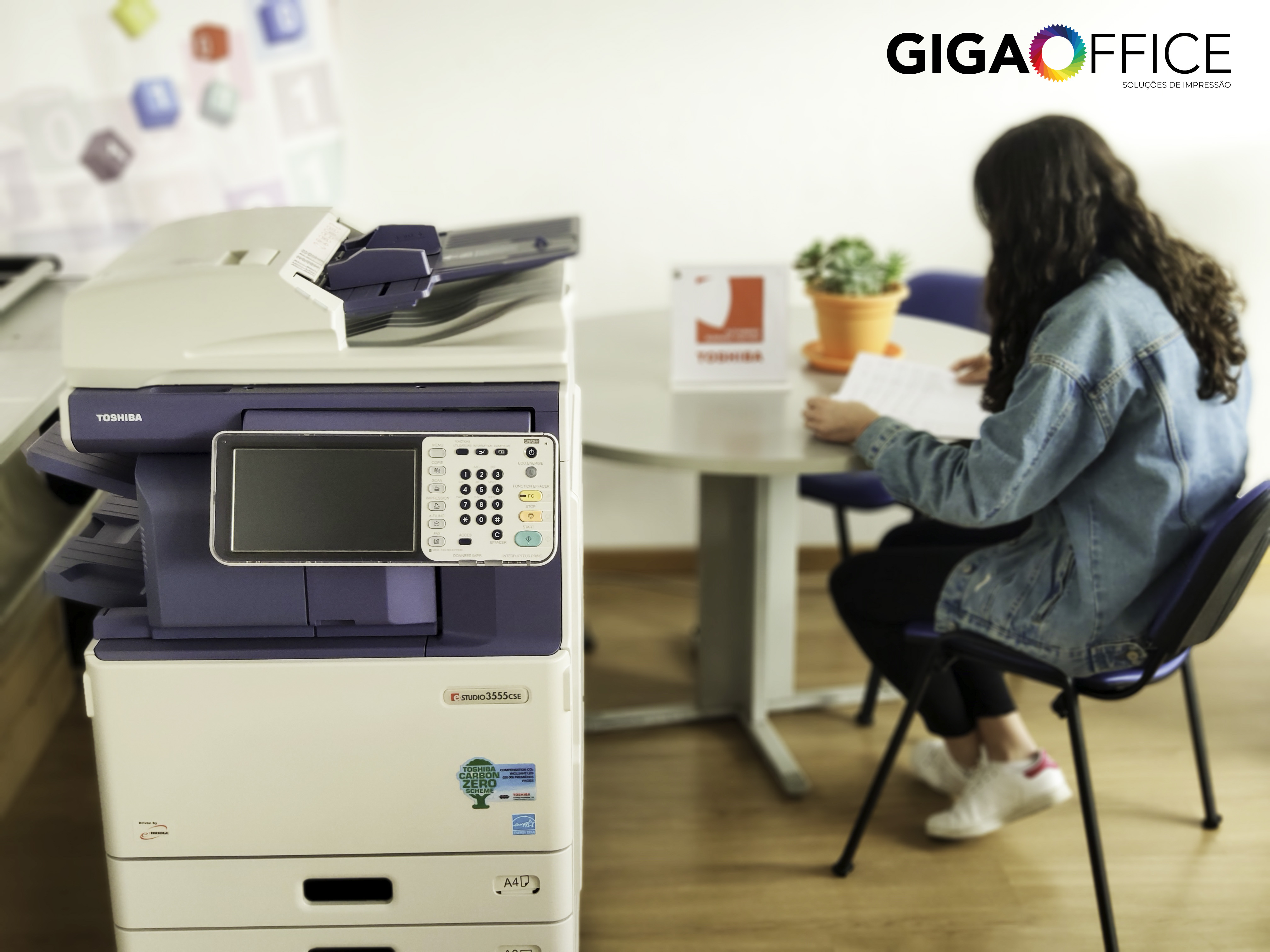 Giga 2555c